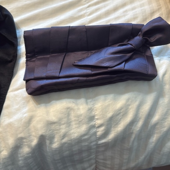 Elegant Purple Satin Clutch with Bow - Picture 1 of 5